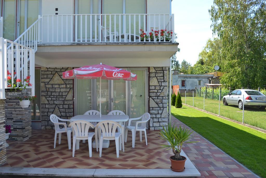 Family Home Apartment Zamárdi Δωμάτιο φωτογραφία