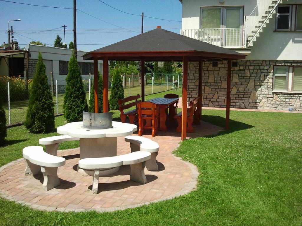 Family Home Apartment Zamárdi Εξωτερικό φωτογραφία